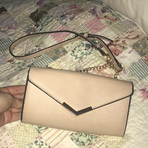 Light pink / tan purse